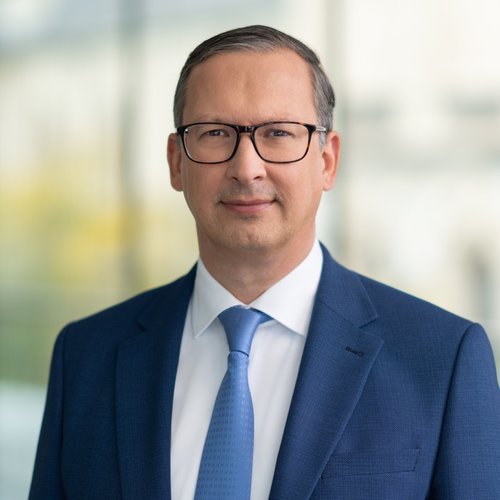 Jörn Kuhn Jörn Kuhn