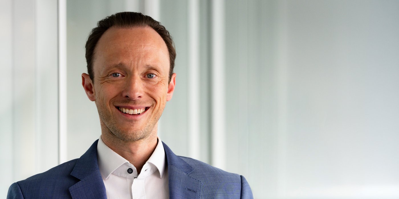 Alexander Reiner<br/>LL.M. (Leiden/Den Haag)
